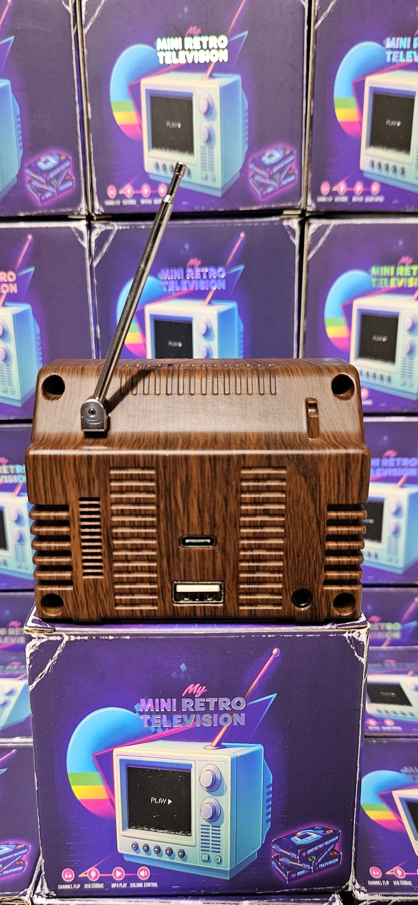 MY MINI RETRO TELEVISION