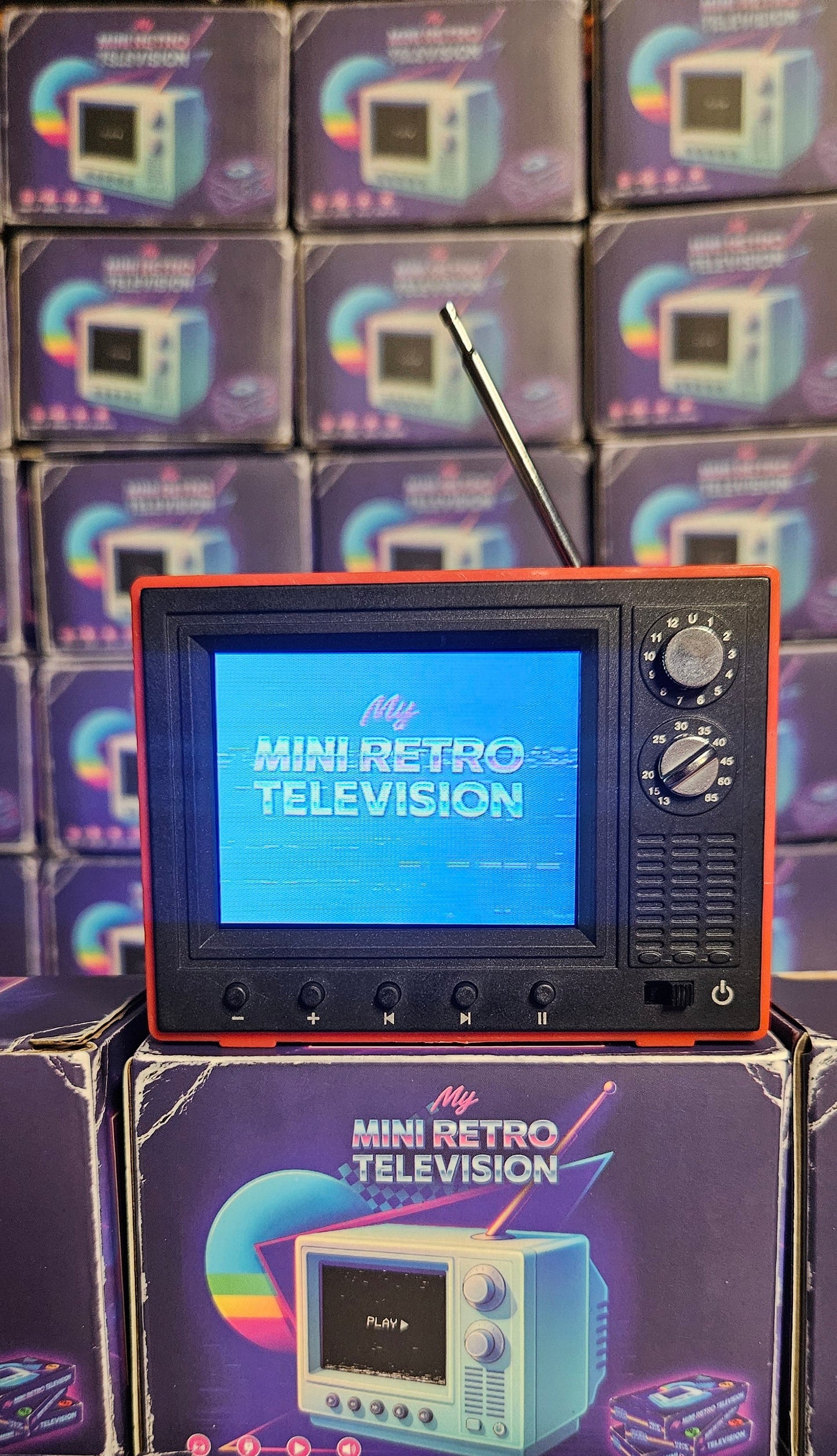 MY MINI RETRO TELEVISION