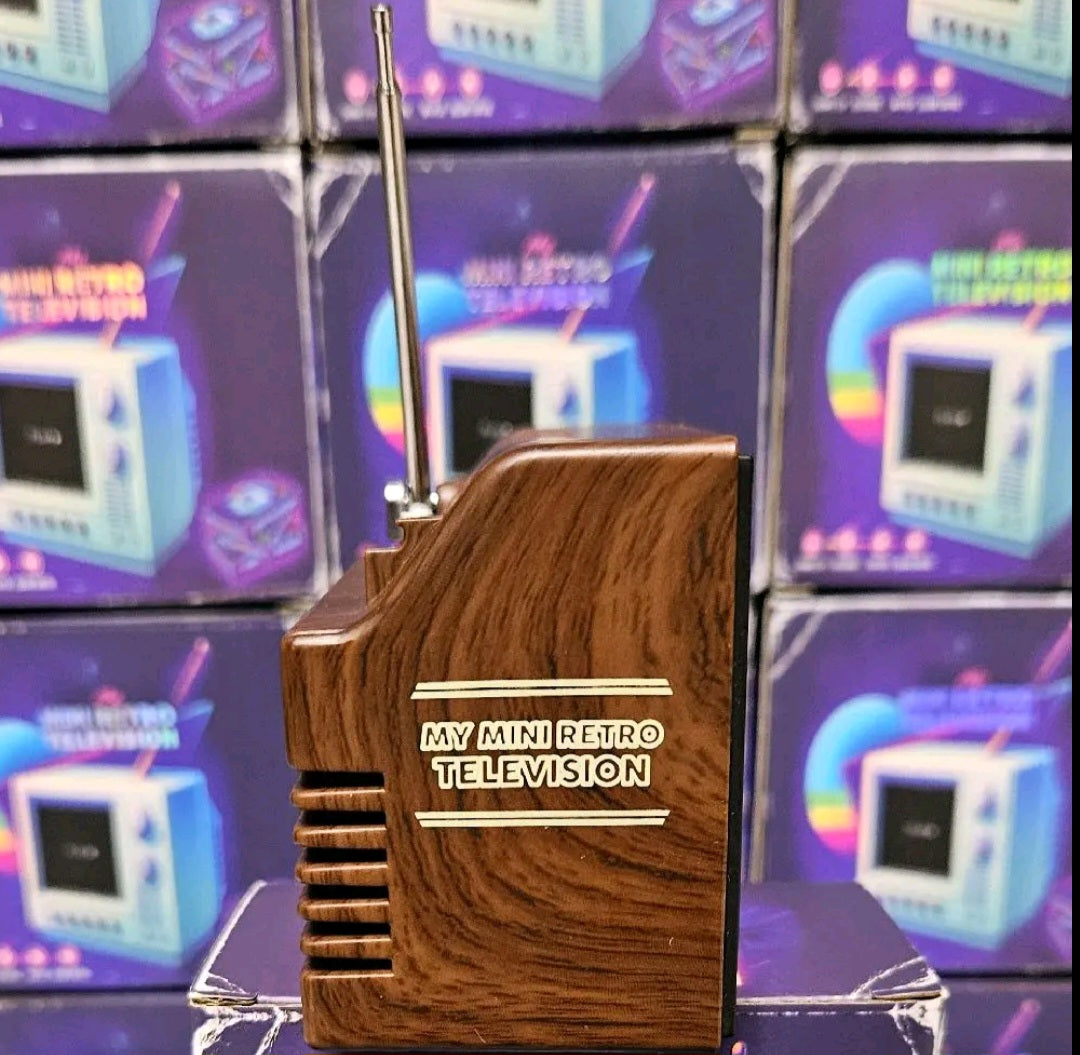 MY MINI RETRO TELEVISION